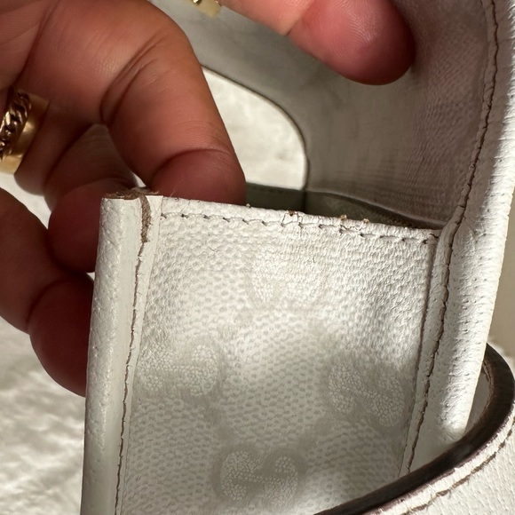 Authentic gucci - Picture 14 of 16